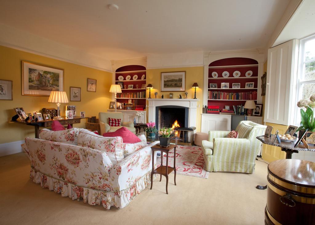 Brunton Farmhouse Hotel Collingbourne Kingston Екстериор снимка